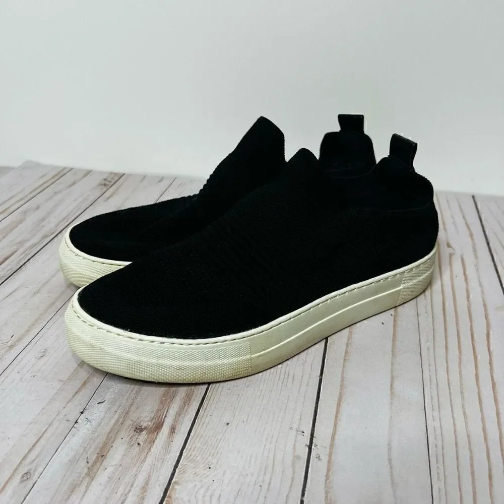 Madden Girl Black Buff Stretch Comfort Shoes